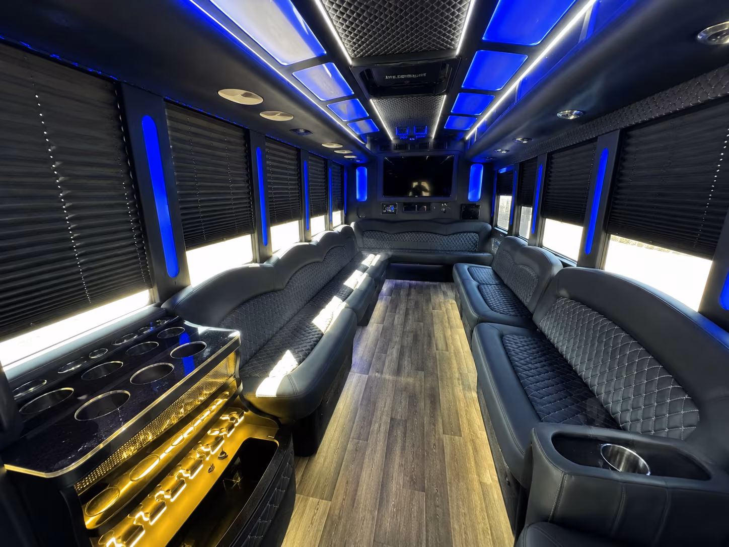 chattanooga holiday party bus rental