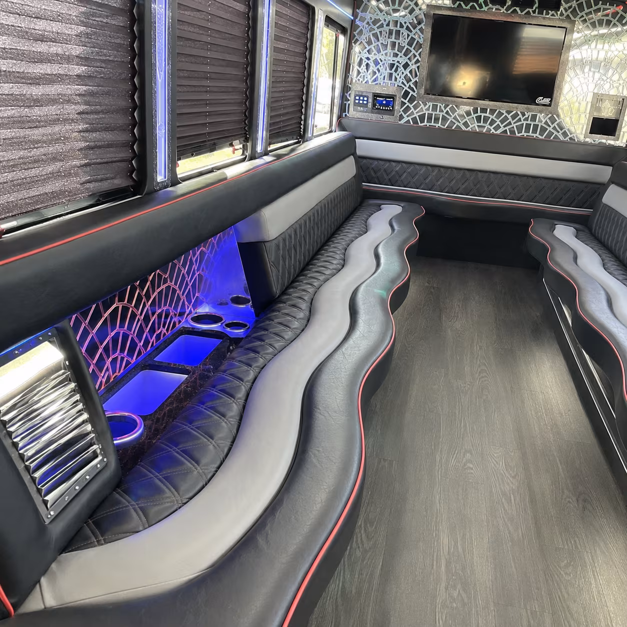 cleveland bus rental services to cleveland area installations