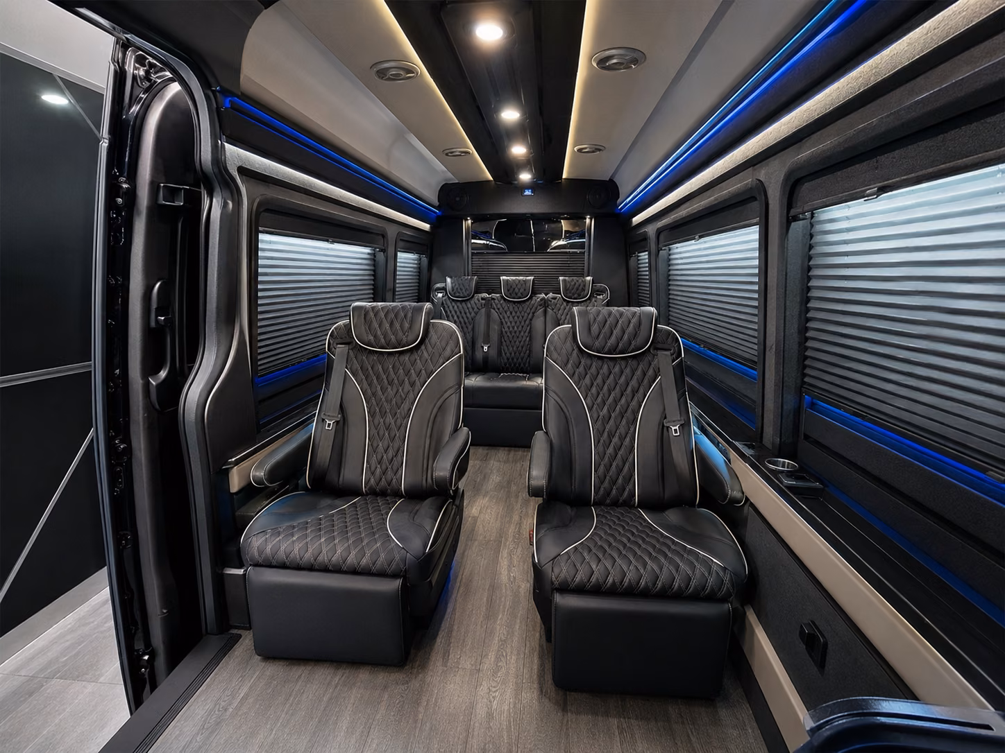find airport transportation for events conferences and busy travel weekends