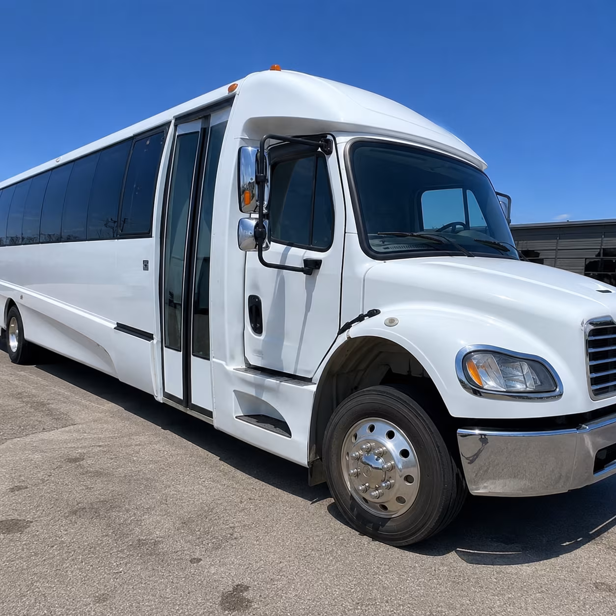 how seasonality and peak times affect charter bus rates in chattanooga tennessee