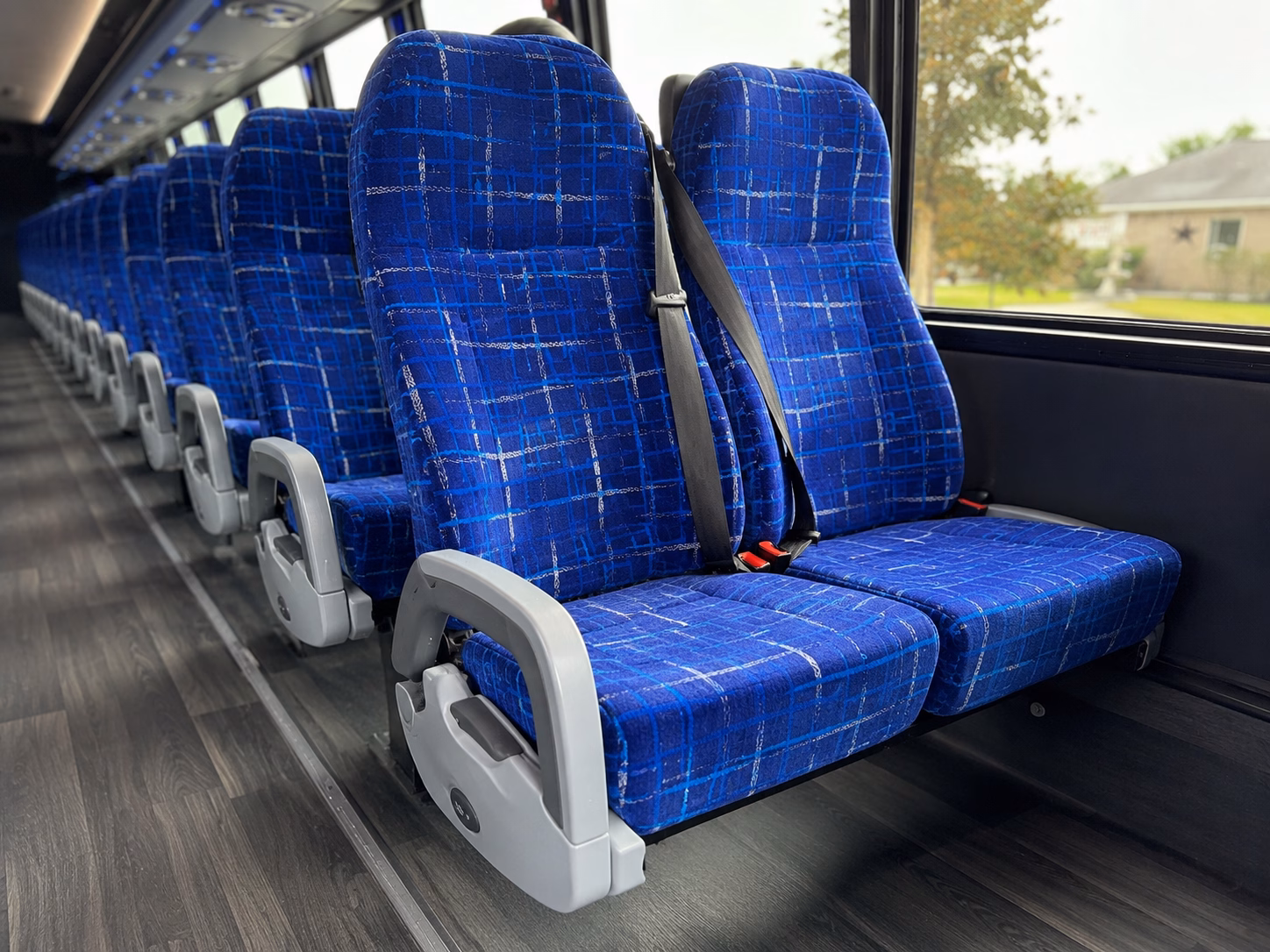 johnson city school bus rentals for field trips and class outings